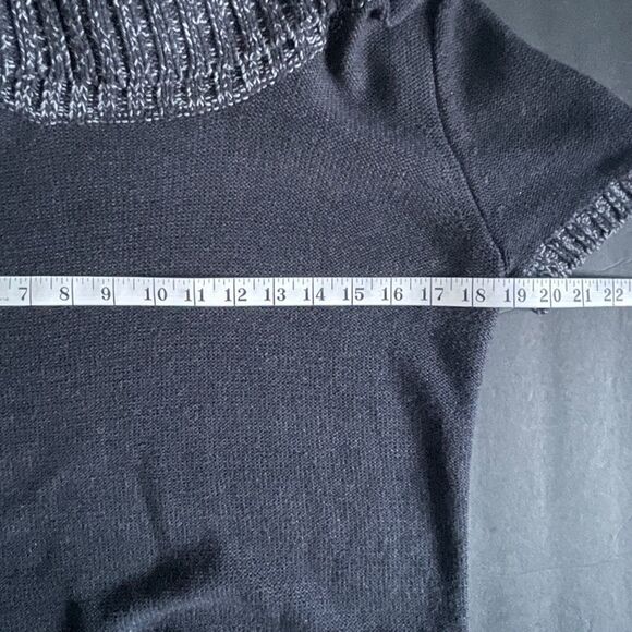 AGB cowl neck short sleeve sweater size L - Picture 5 of 6